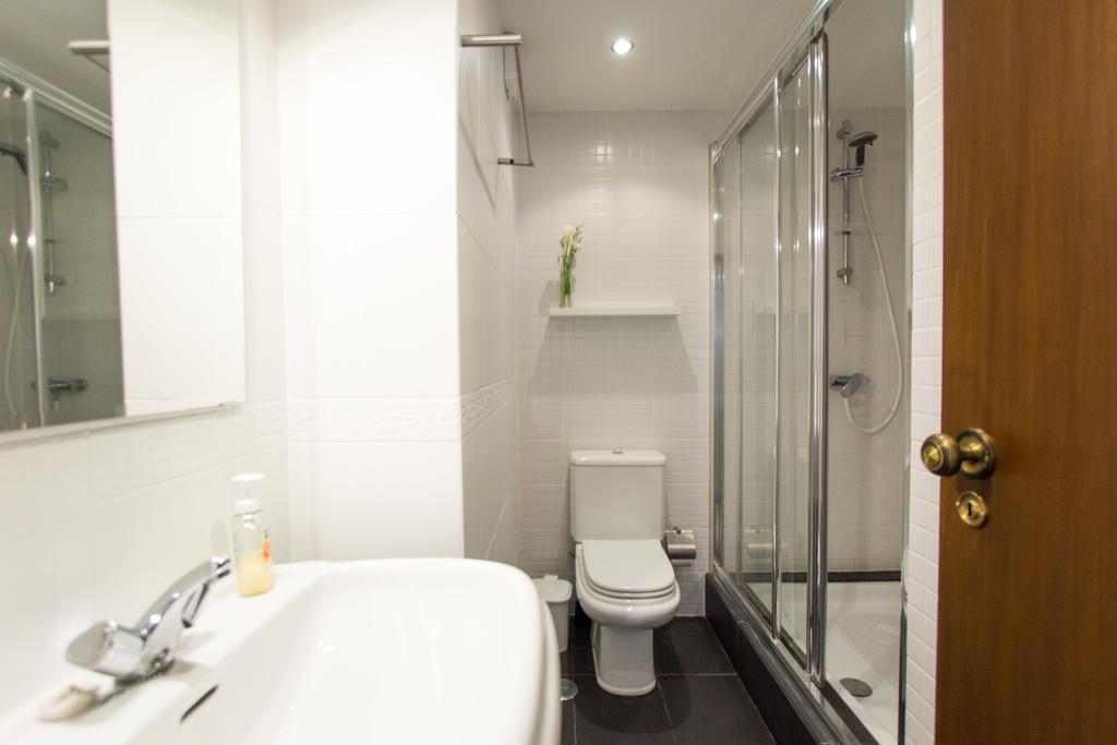 Spacious Apartment In ลิสบอน ภายนอก รูปภาพ